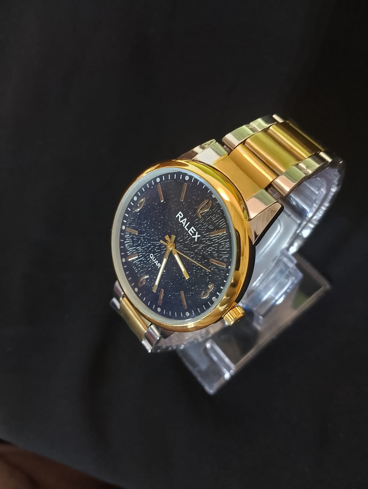 Men's premium watch ⌚
