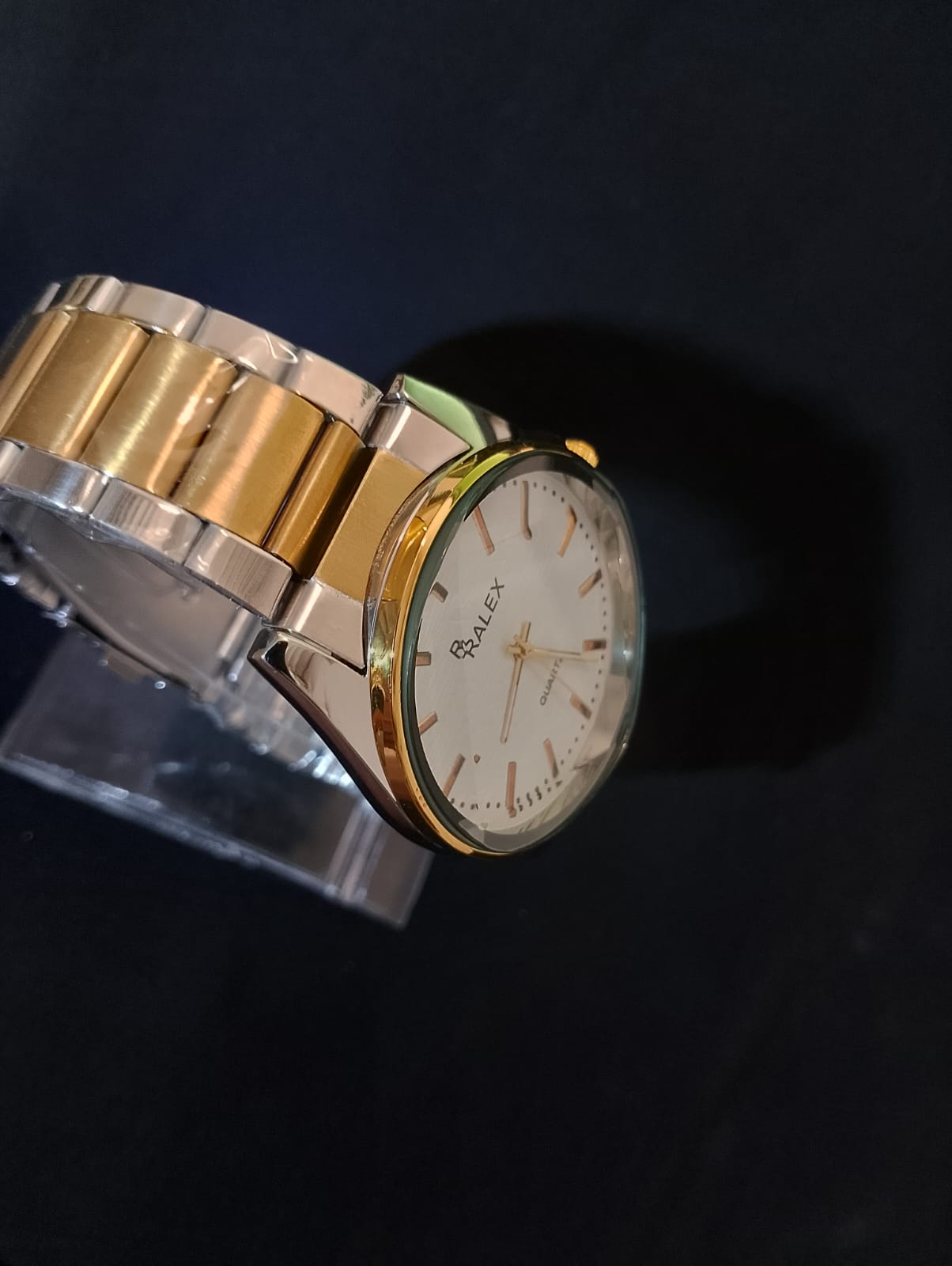 Men's premium watch ⌚