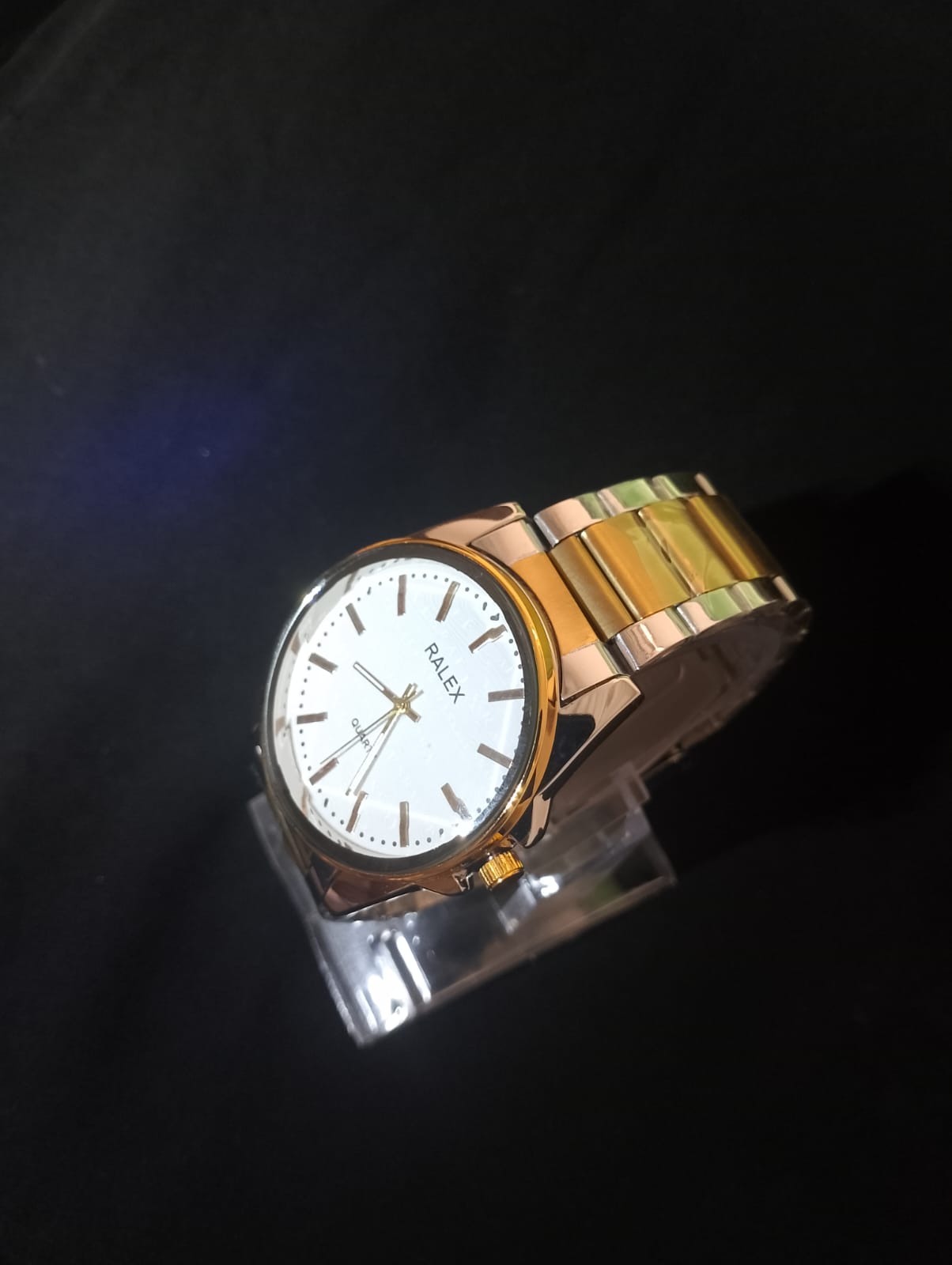 Men's premium watch ⌚