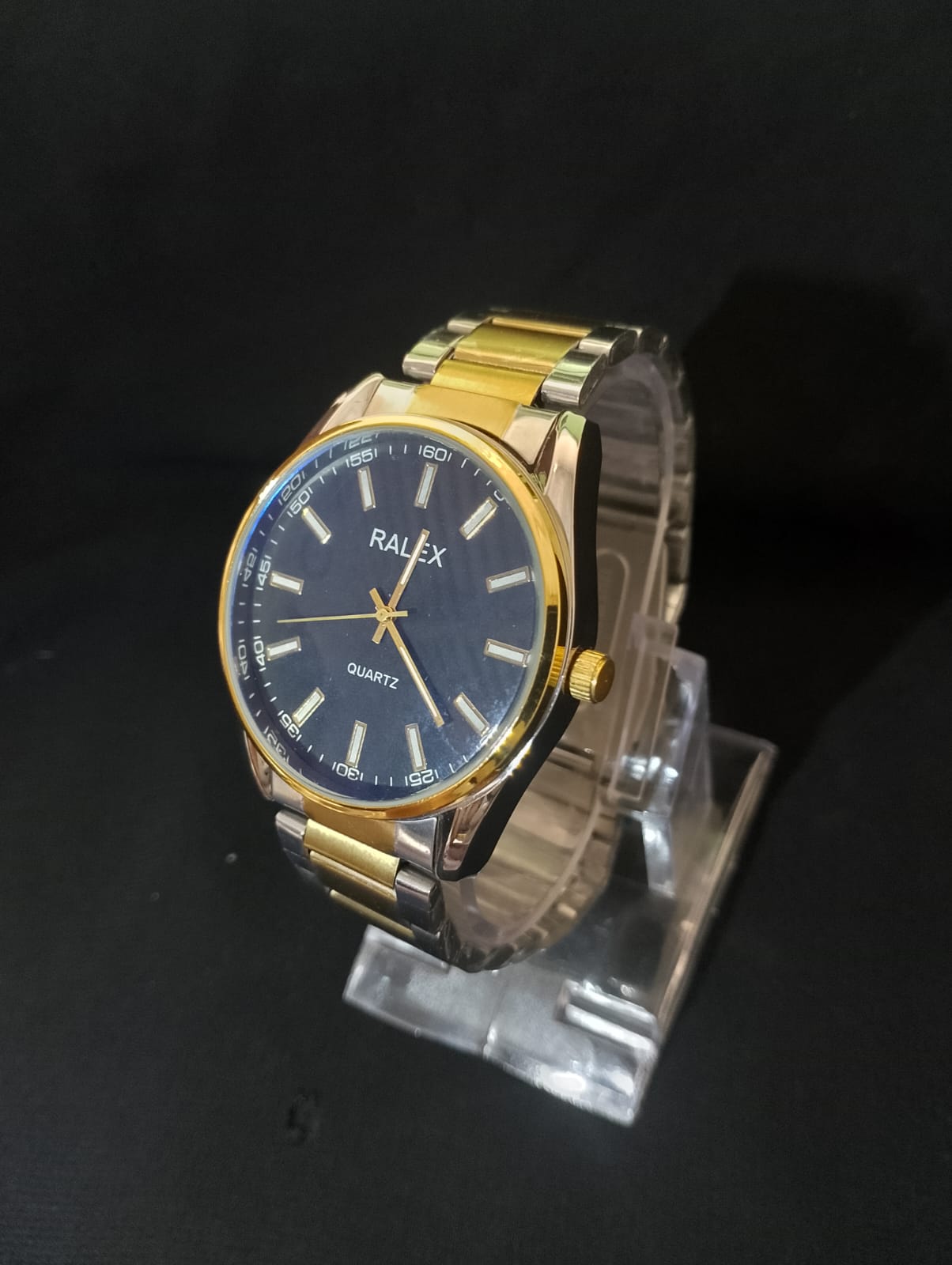 "Unique Dial, Timeless Appeal