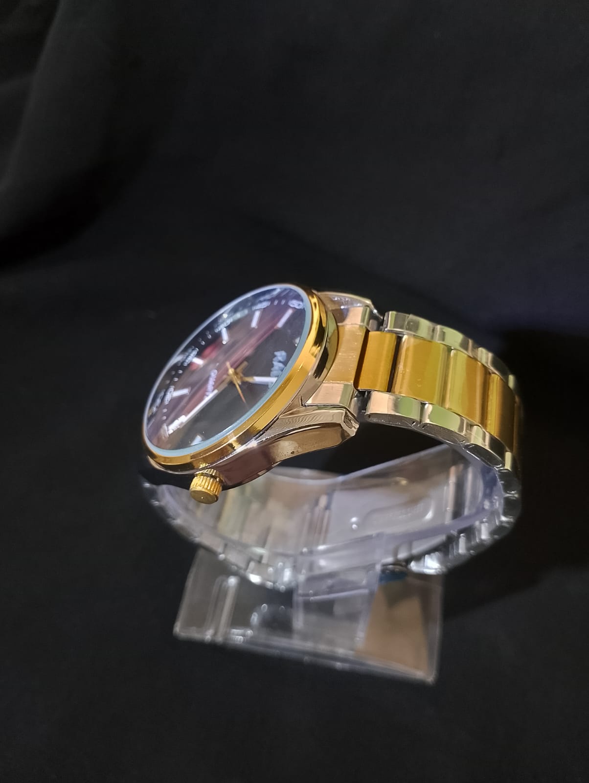 "Unique Dial, Timeless Appeal